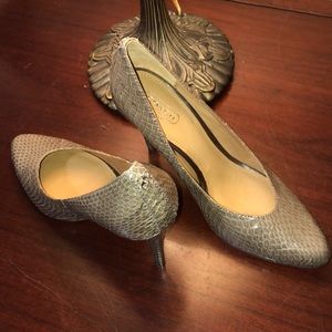 Coach 4” Grey Scaled Heels